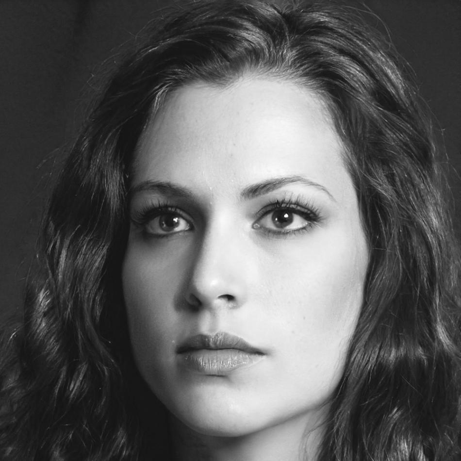 Freja Lindstrom portrait